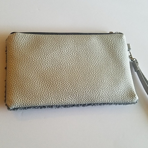 Cute Kawaii Rainy day umbrella with face purse wristlet - Picture 4 of 5